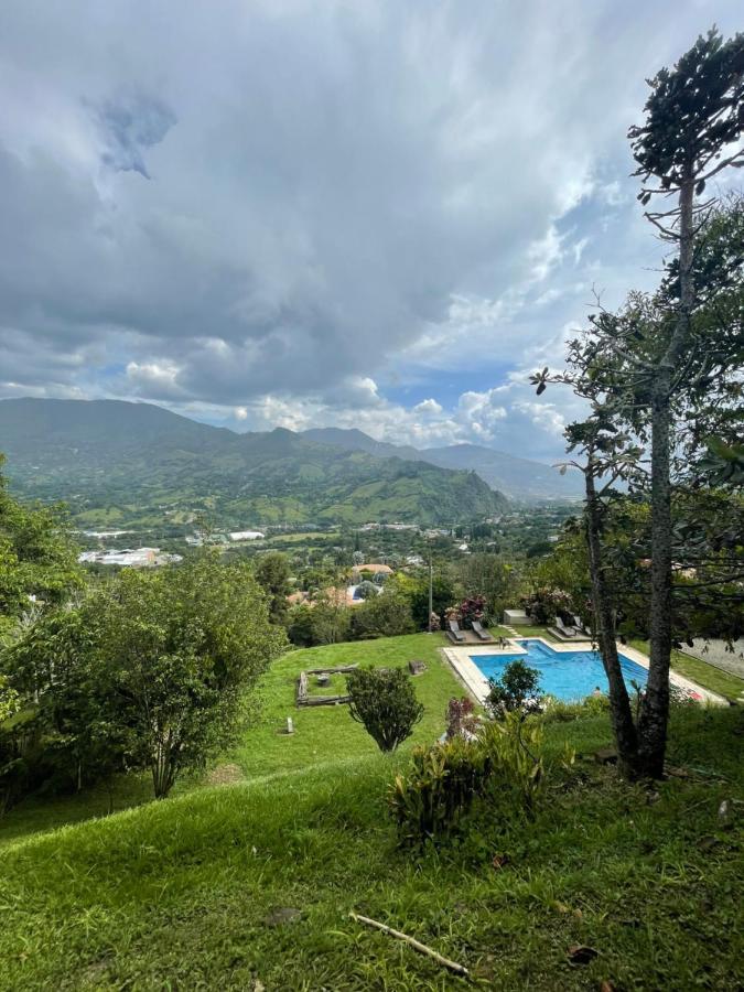 Finca Hotel Tierra Verde Girardota Luaran gambar